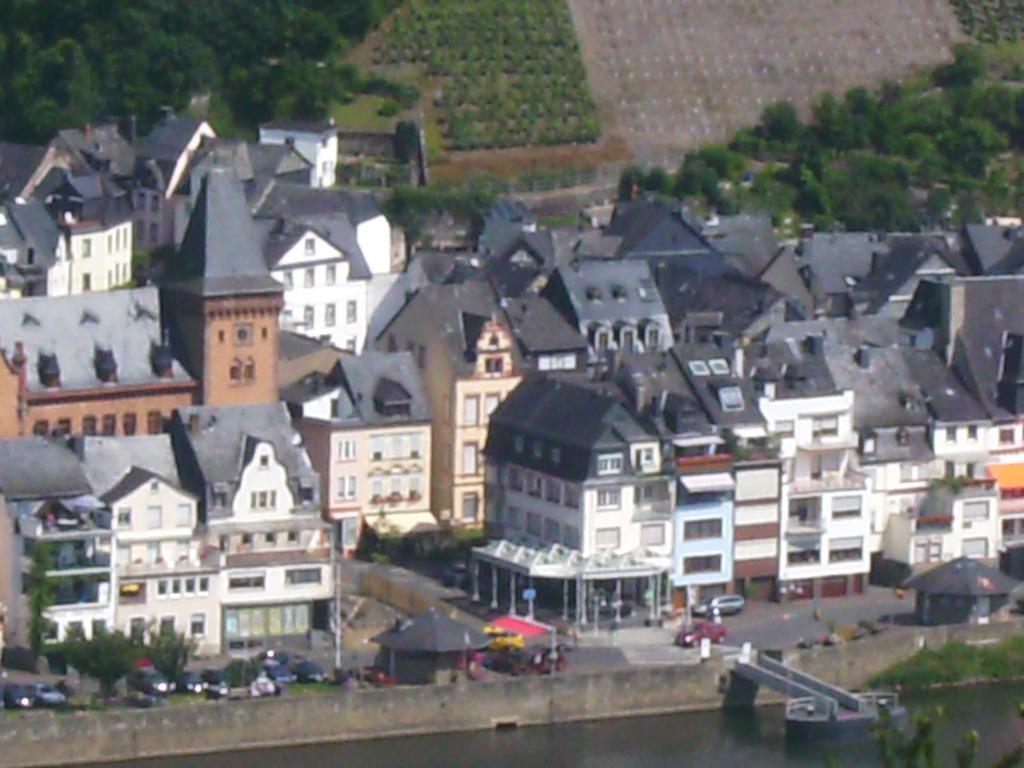 "Ferienhaus An Der Mosel" Zell Extérieur photo